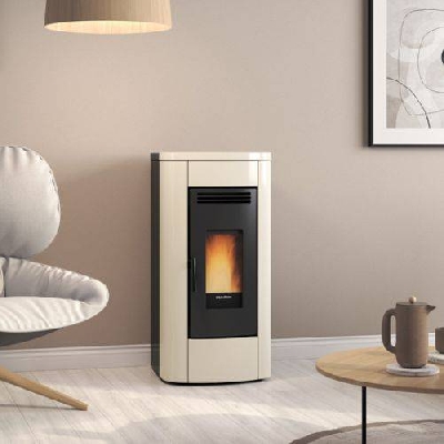 Stufa a pellet canalizzata KLAUDIA PLUS bordeaux La nordica Extraflame