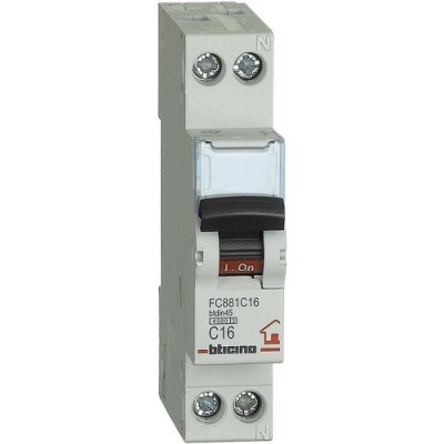 Interruttore magnetotermico differenziale 1P+N 16A 4.5kA Bticino FC881C16