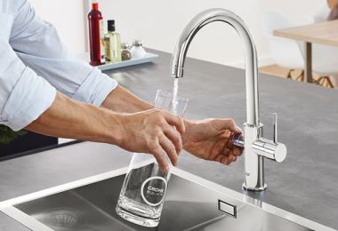 Addio Bottiglie di Plastica: Perché il Grohe Blue Home è la Svolta per la tua Cucina?